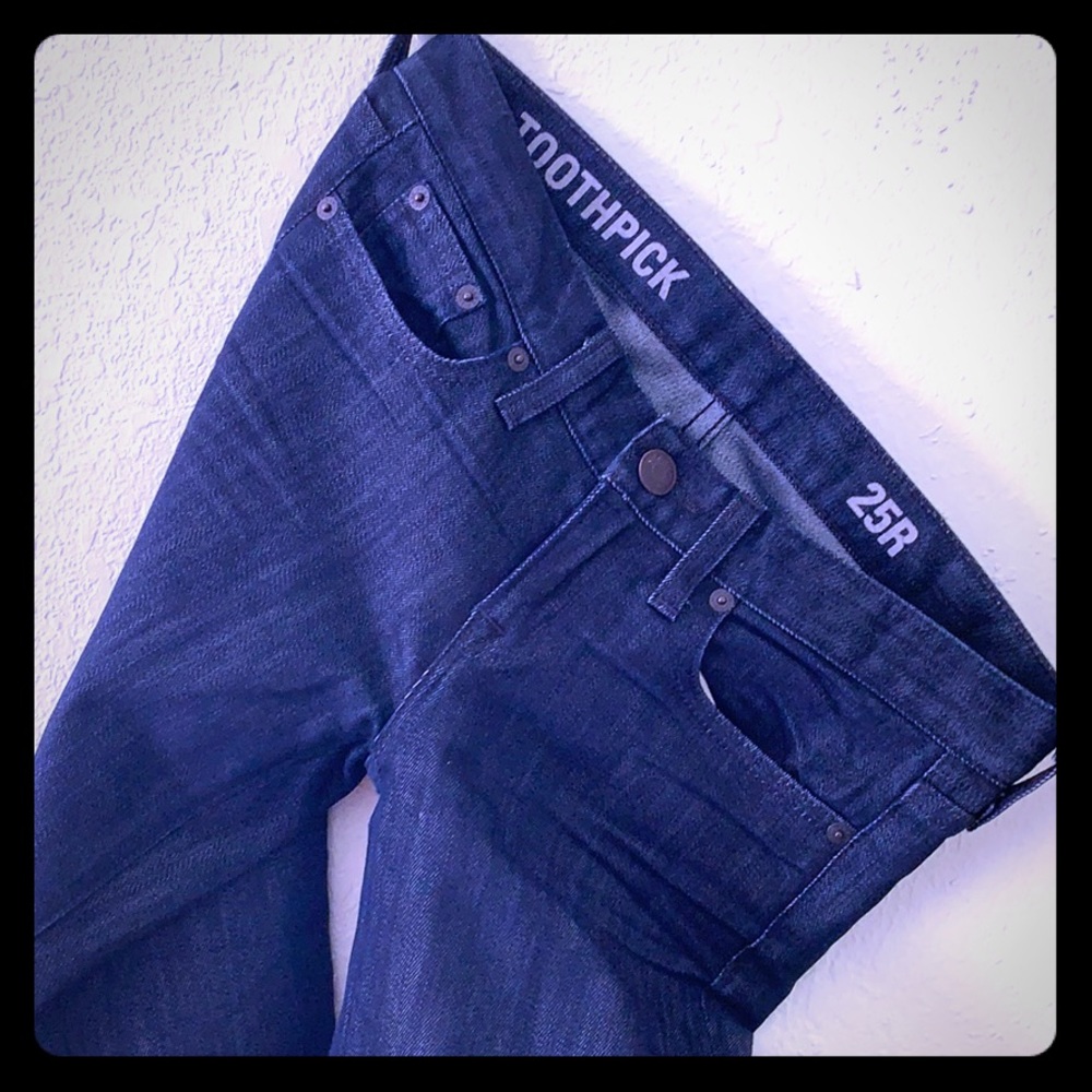 25R JCREW toothpick darkwash jeans